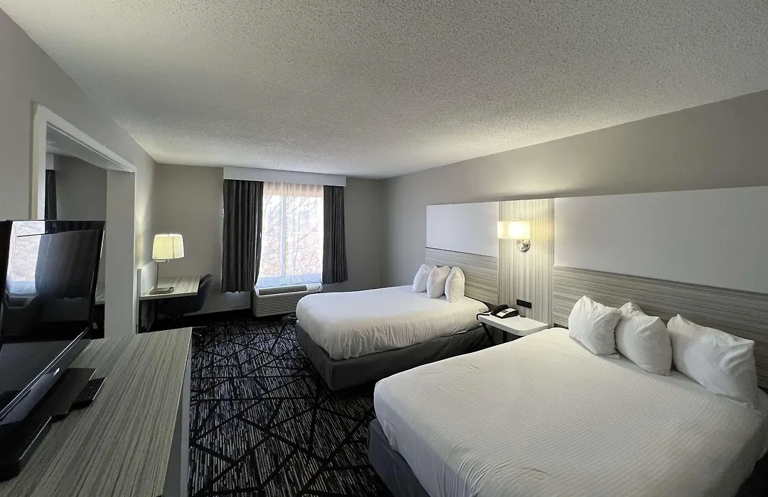 Baymont By Wyndham Peoria-1