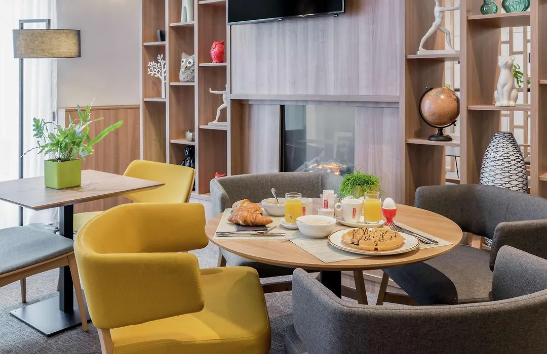 Hilton Garden Inn Brussels City Centre-1