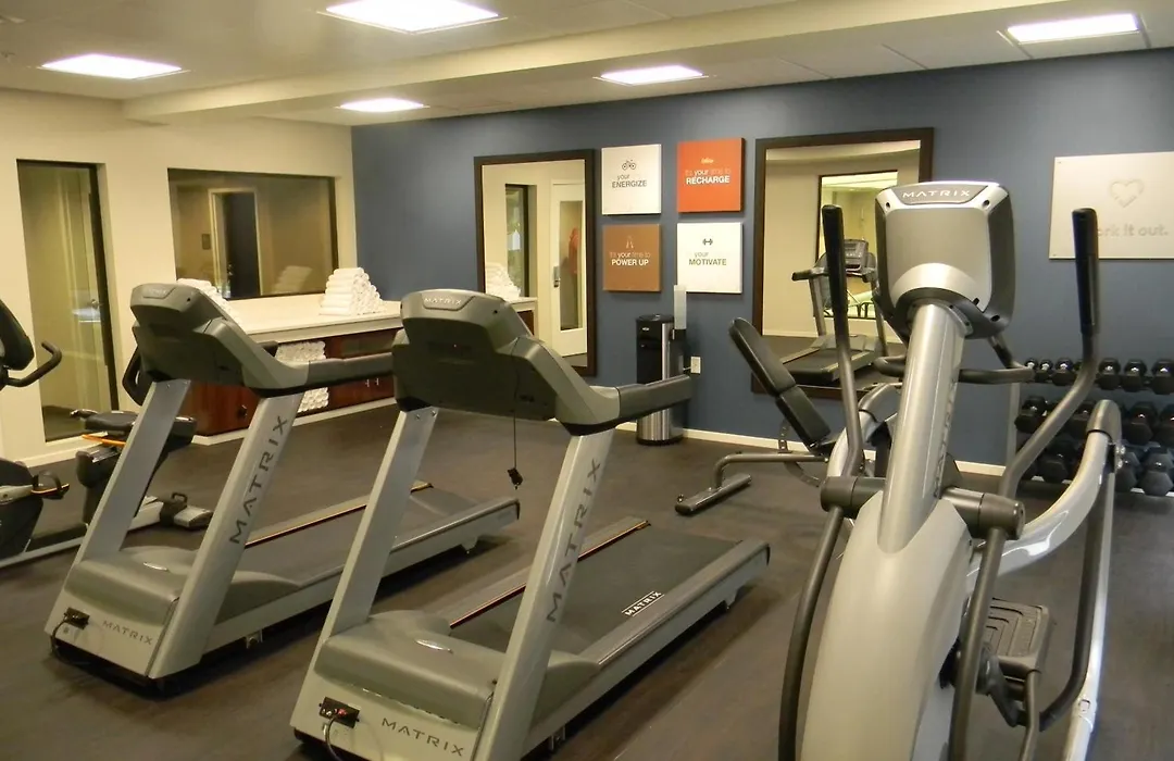 Comfort Suites-Youngstown North-1