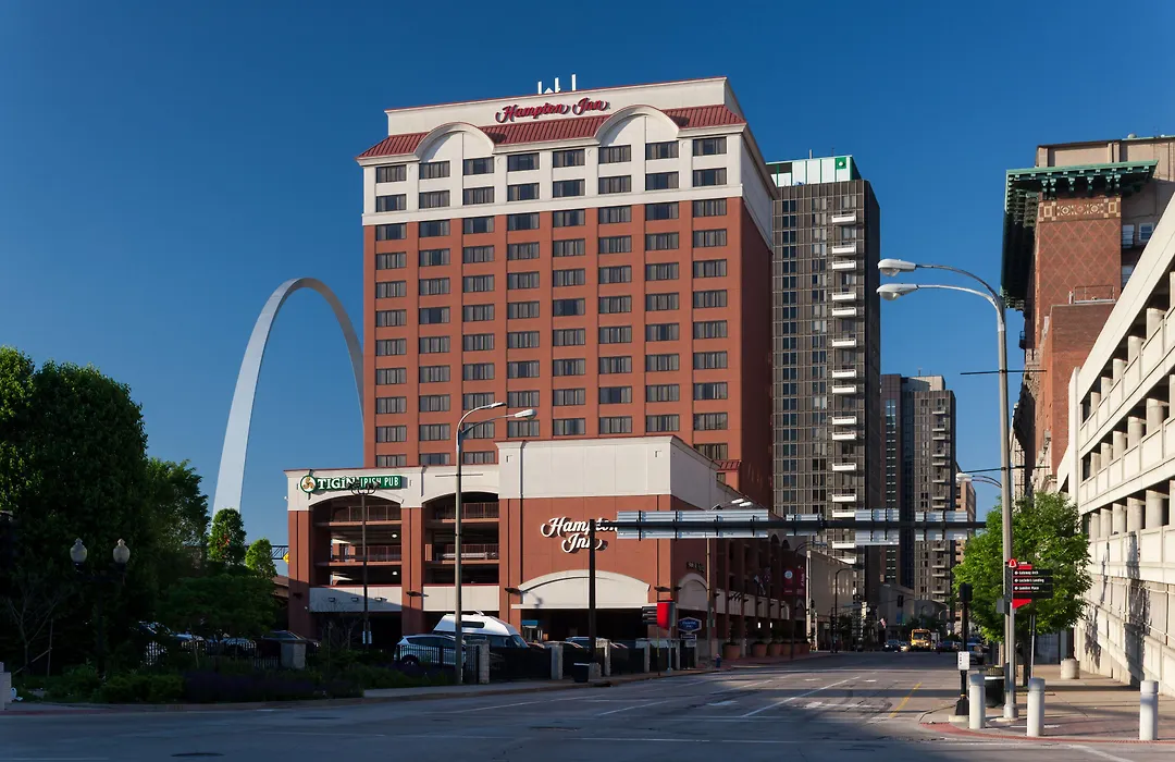 Hampton Inn St Louis- At The Arch-1