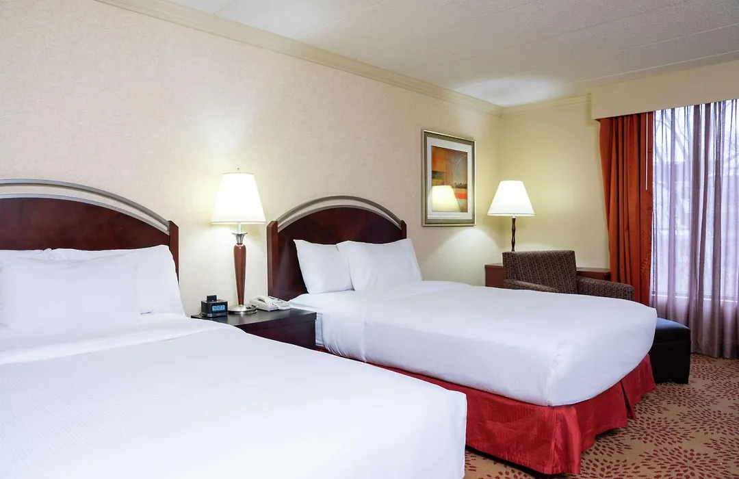 Doubletree By Hilton Hotel Grand Rapids Airport-1