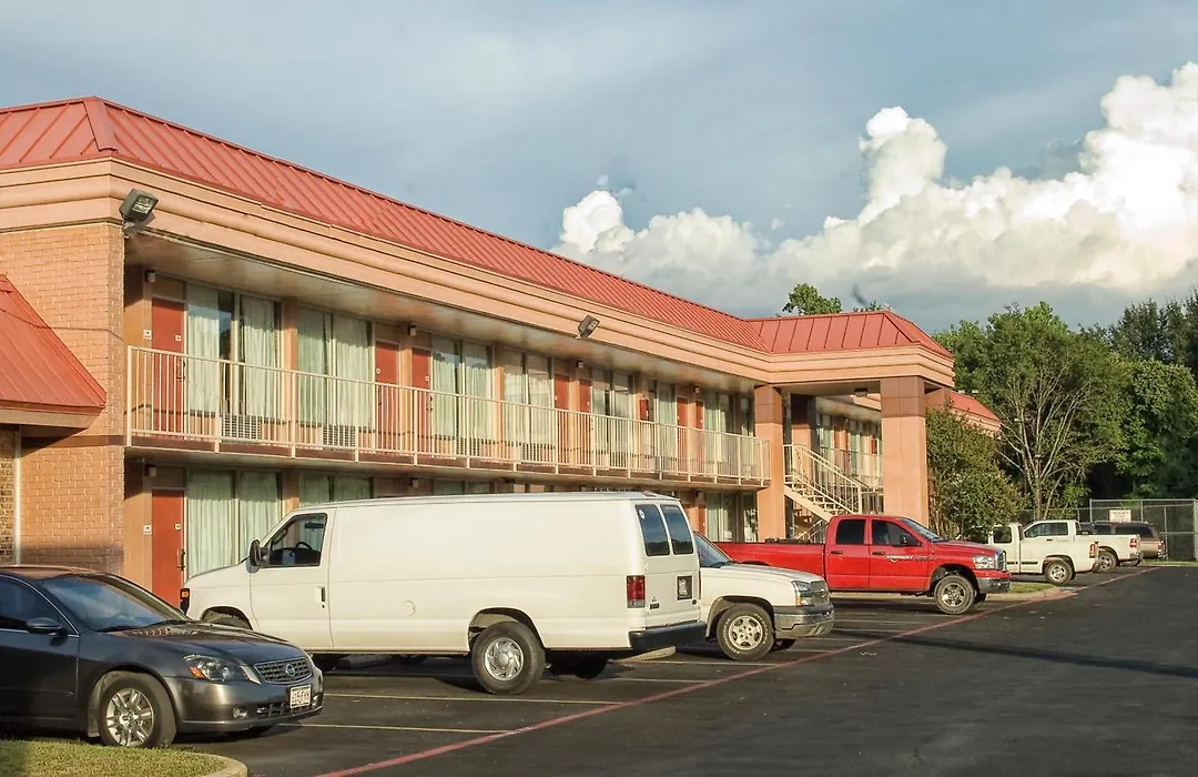 Express Inn & Suites-1