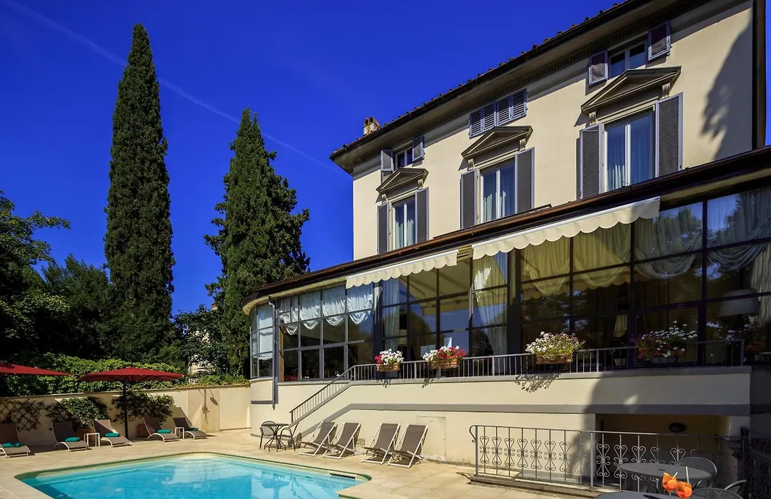 Hotel Villa Carlotta-1