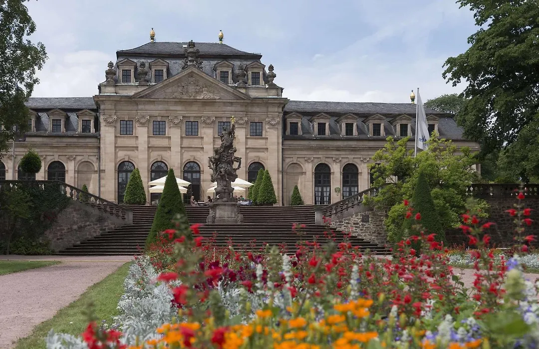 Maritim Hotel Am Schlossgarten-1