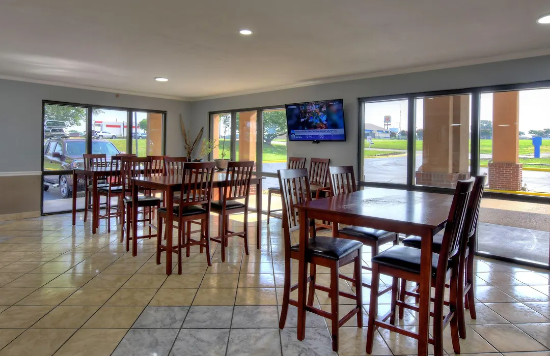 Red Roof Inn & Suites Athens, Al-1