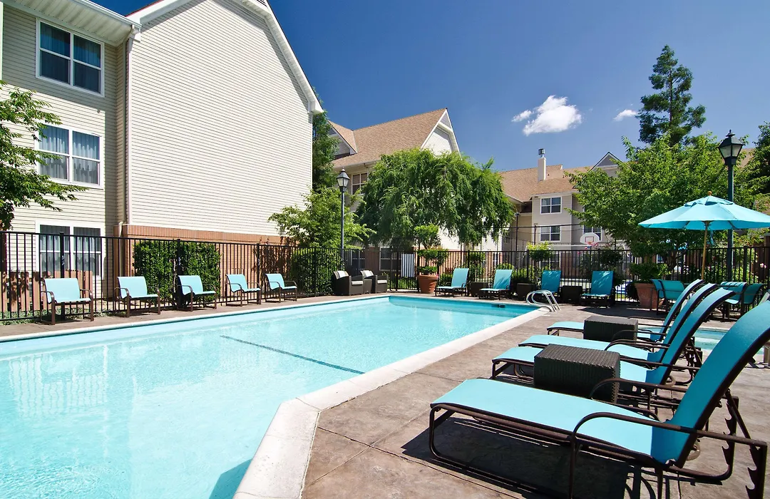 Sonesta Es Suites Fresno-1