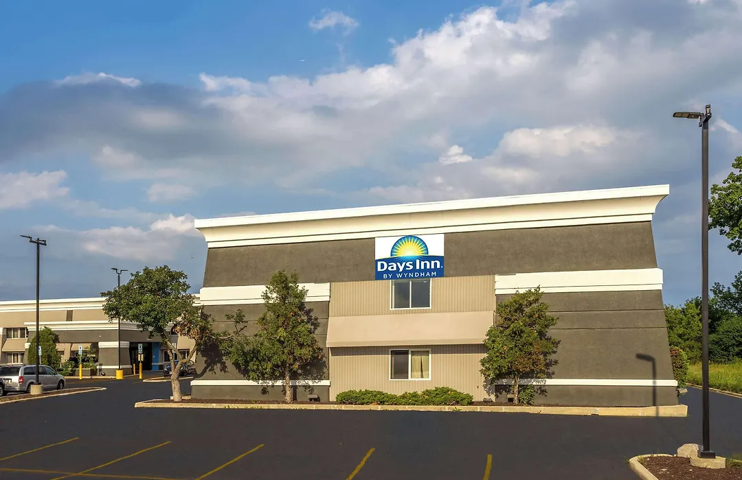 Days Inn By Wyndham Pleasant Prairie Kenosha-1