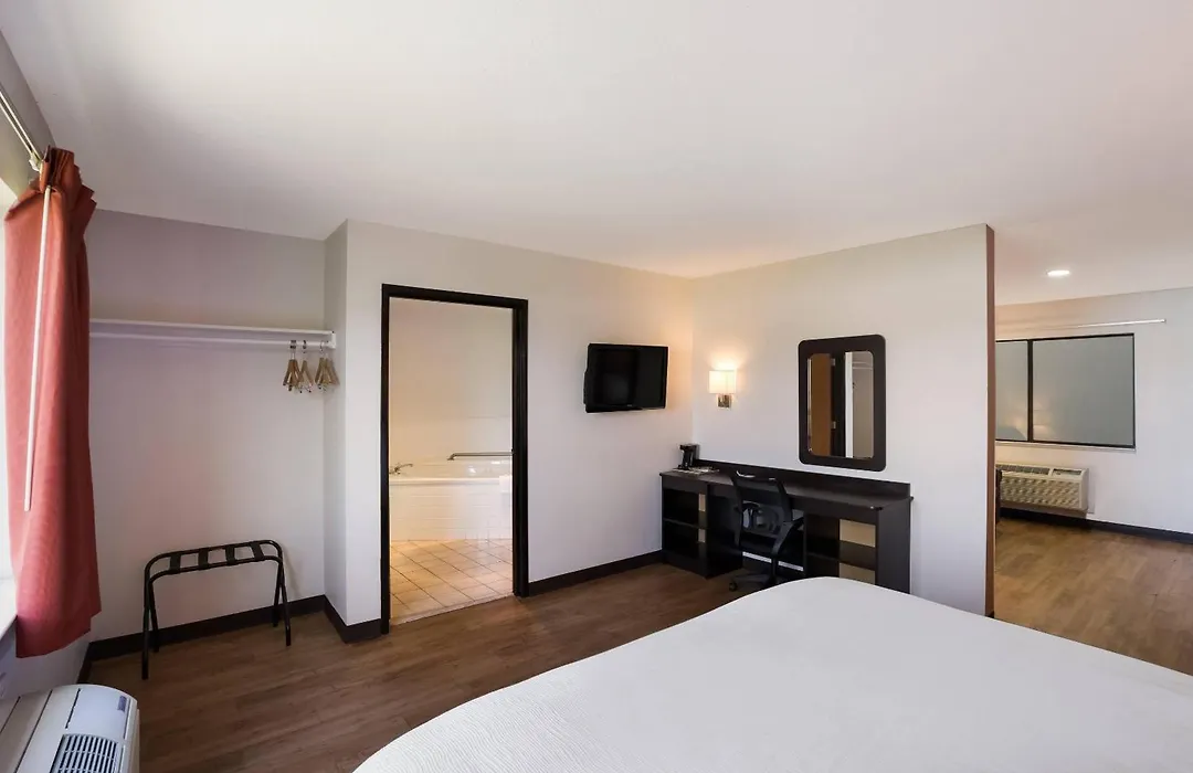 Quality Inn & Suites Junction-1