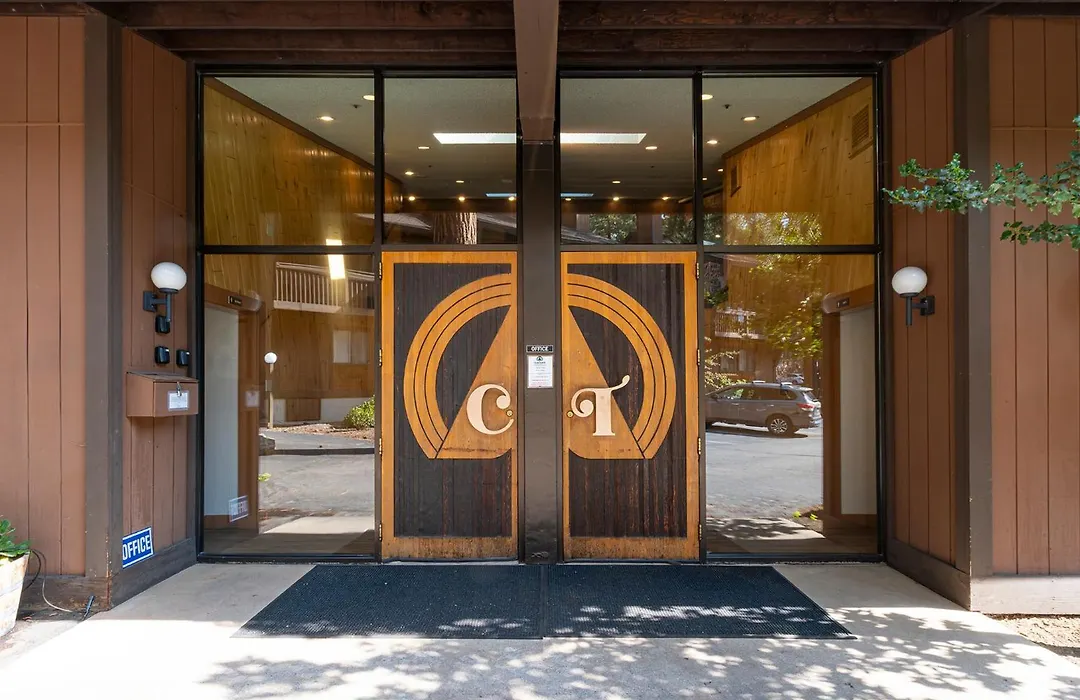 Club Tahoe Resort-1