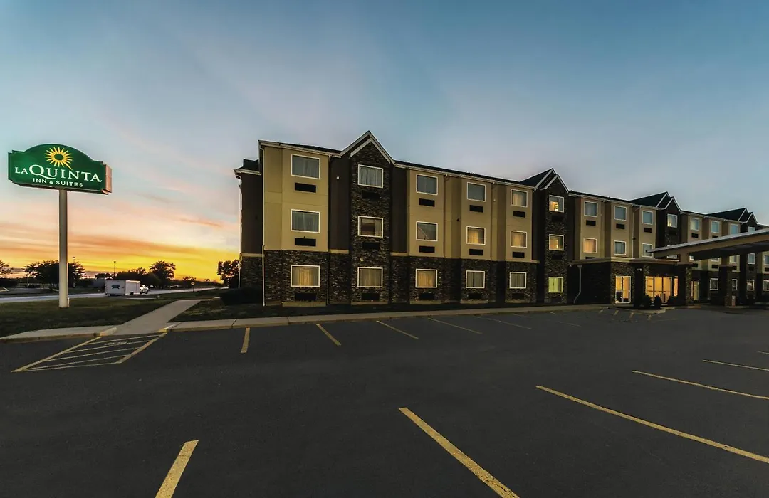 La Quinta By Wyndham Collinsville - St. Louis-1