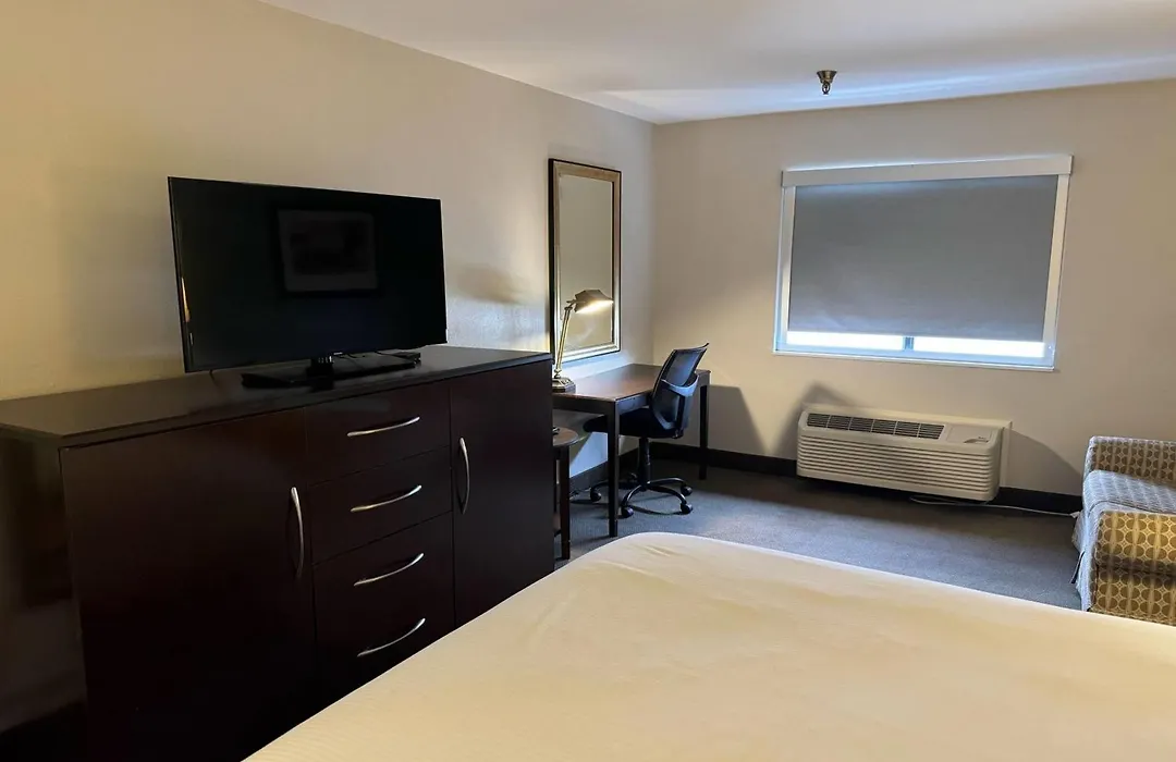 Baymont By Wyndham Tuscola-1