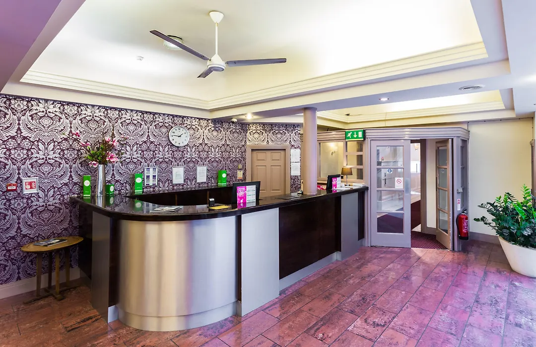The Gardens Hotel-1