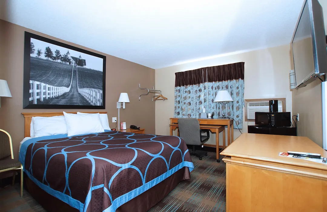 Quality Inn Elkhart-1