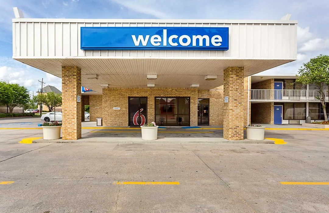 Motel 6 Baton Rouge Southeast-1