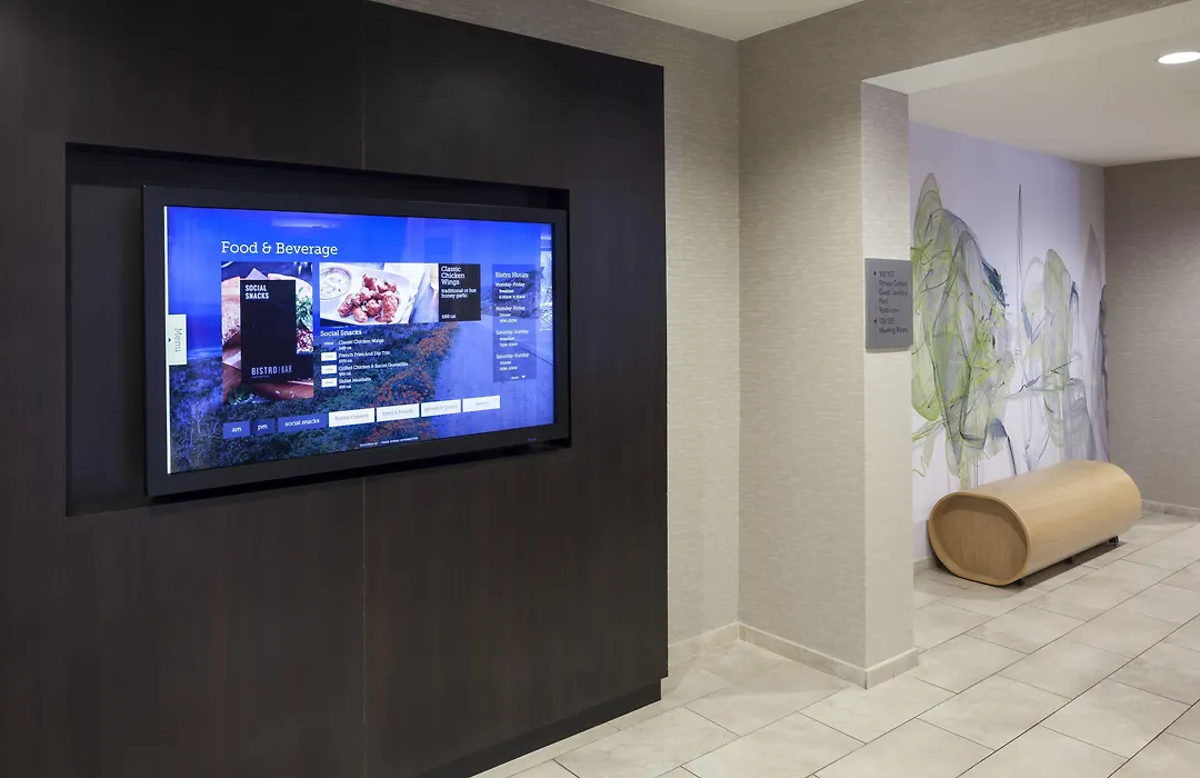 Courtyard By Marriott Pensacola-1