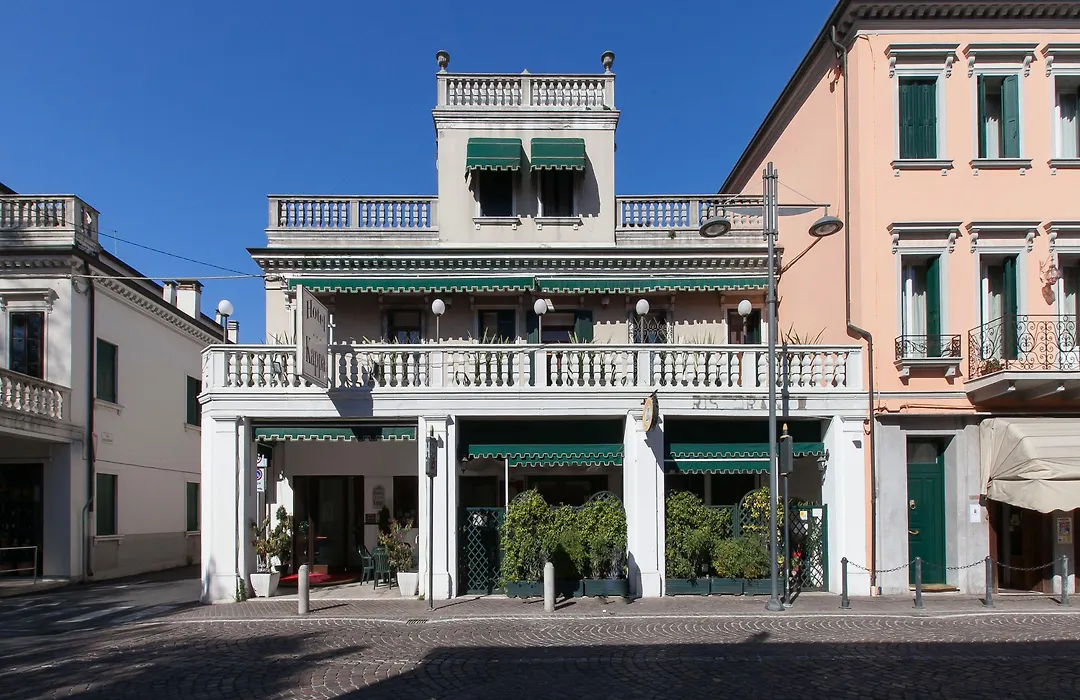 Hotel Kappa-1