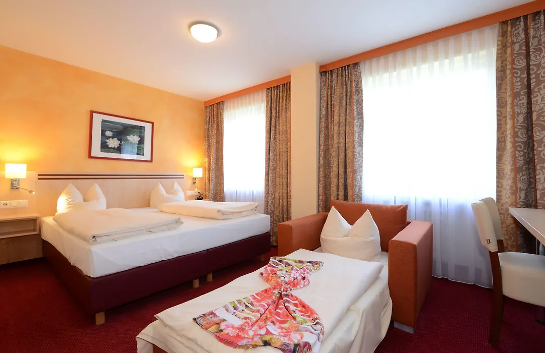 Hotel Apollo Garni-1
