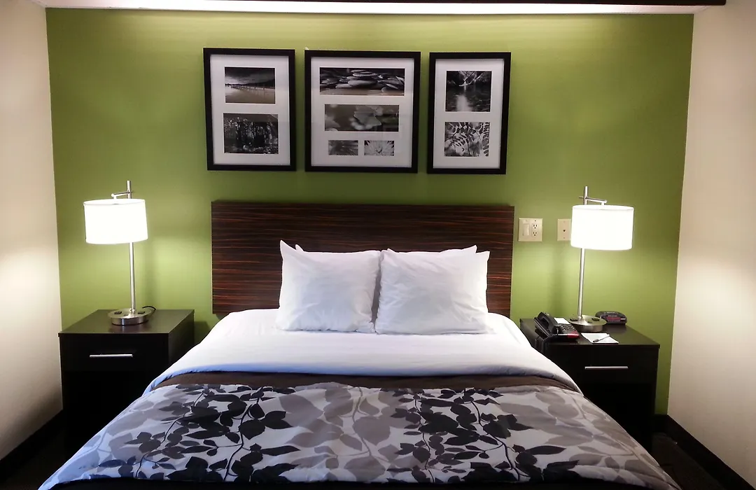 Sleep Inn Airport - Billy Graham Parkway-1