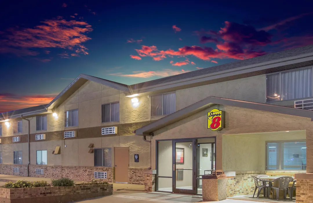 Super 8 By Wyndham Hastings-1