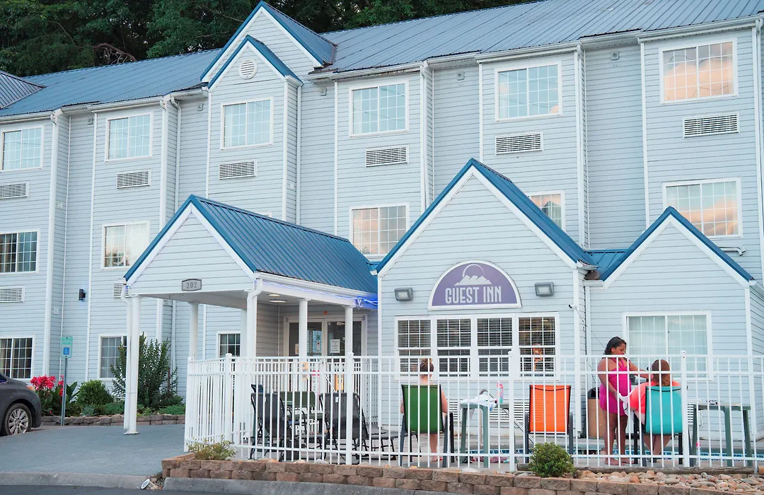 Guest Inn Pigeon Forge-1