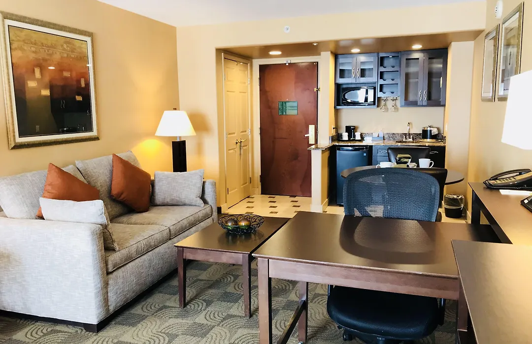 Wingate By Wyndham Tinley Park-1