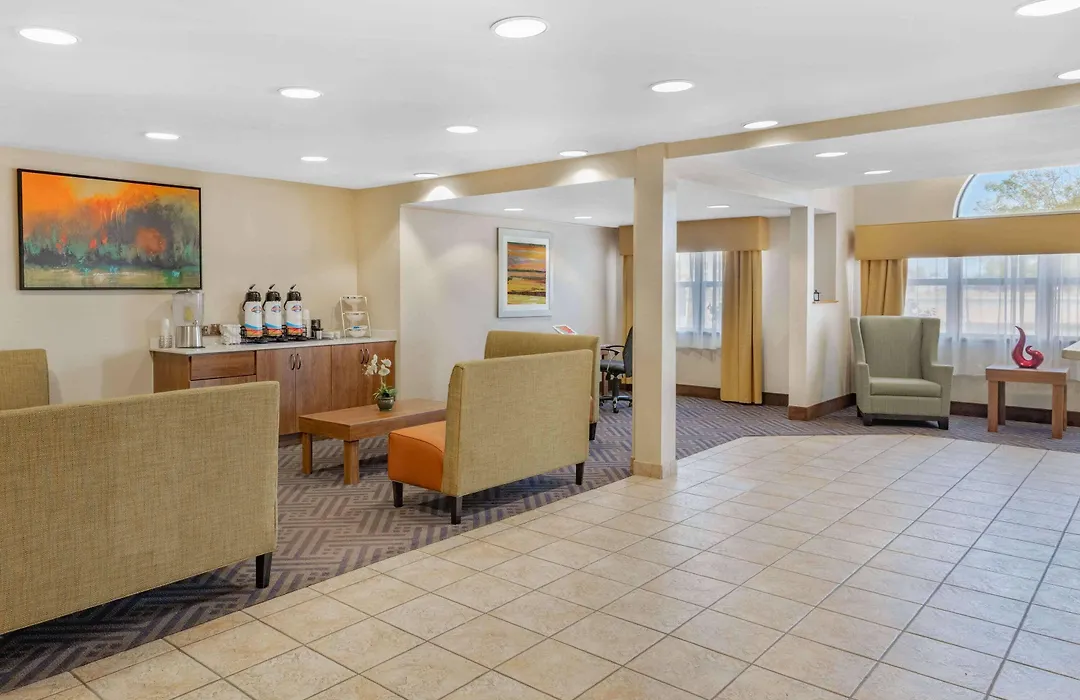 Baymont By Wyndham Farmington-1