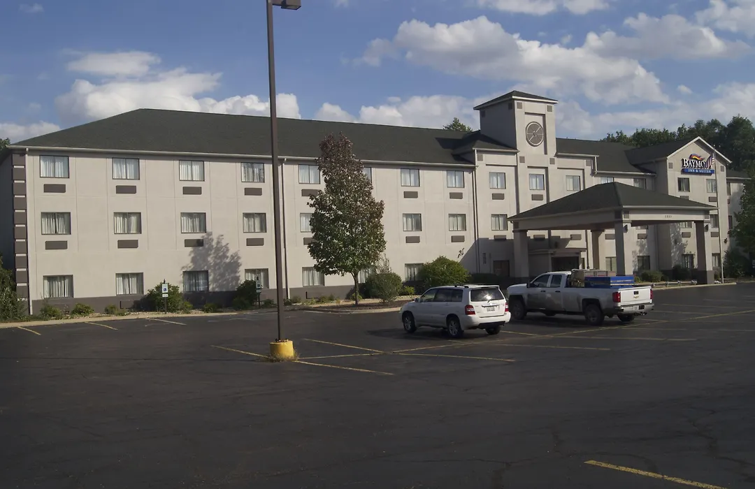 Baymont By Wyndham Portage-1