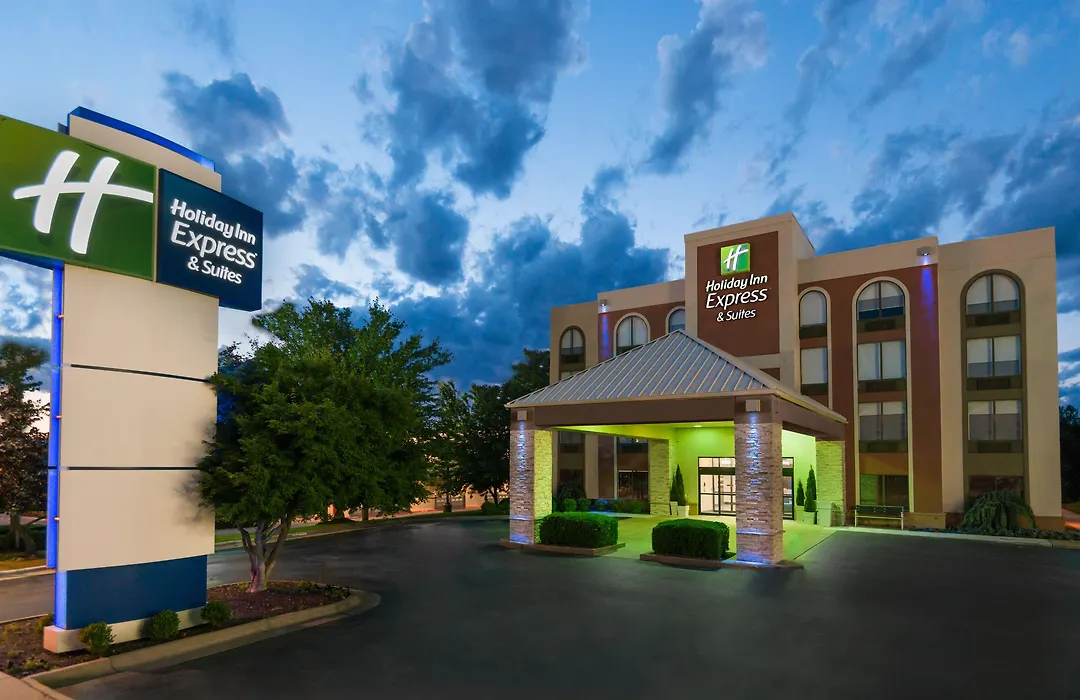 Holiday Inn Express Hotel & Suites Bentonville By Ihg-1