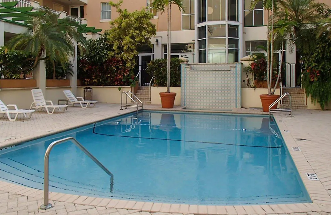 Rodeway Inn South Miami - Coral Gables-1