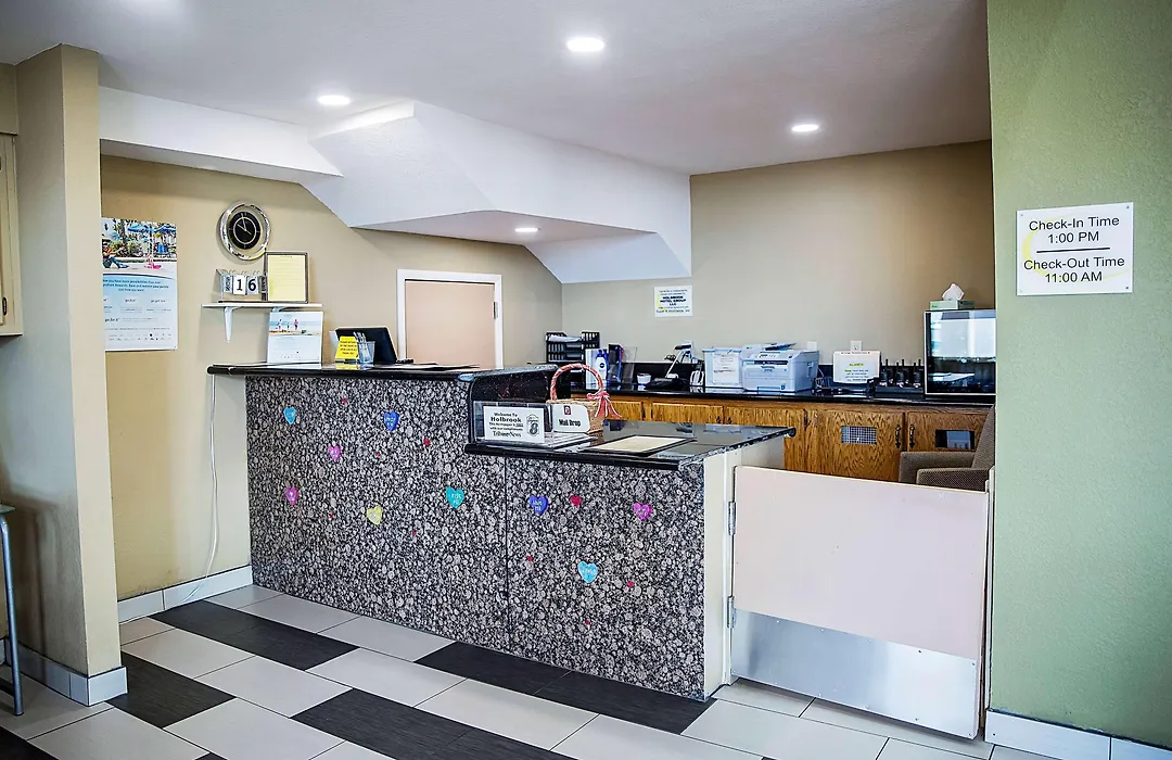 Super 8 By Wyndham Holbrook-1