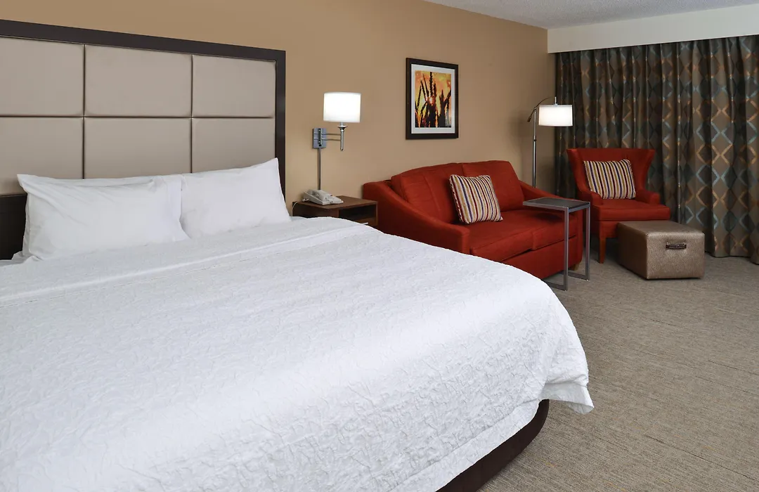 Hampton Inn Carbondale-1