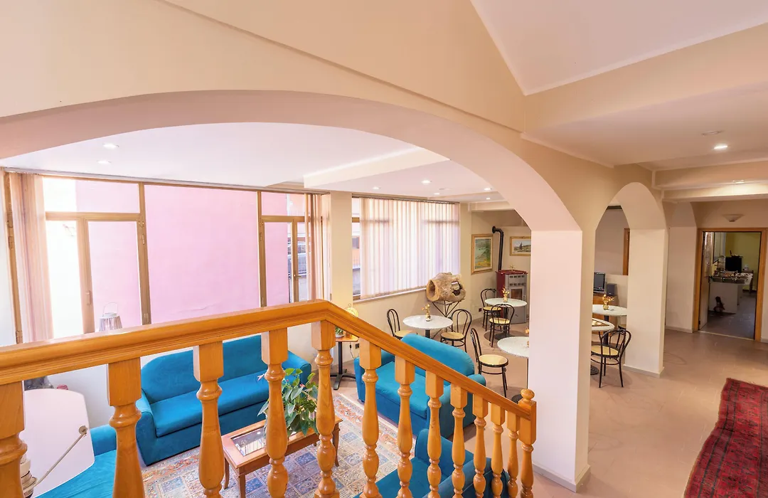Hotel Trasimeno-1