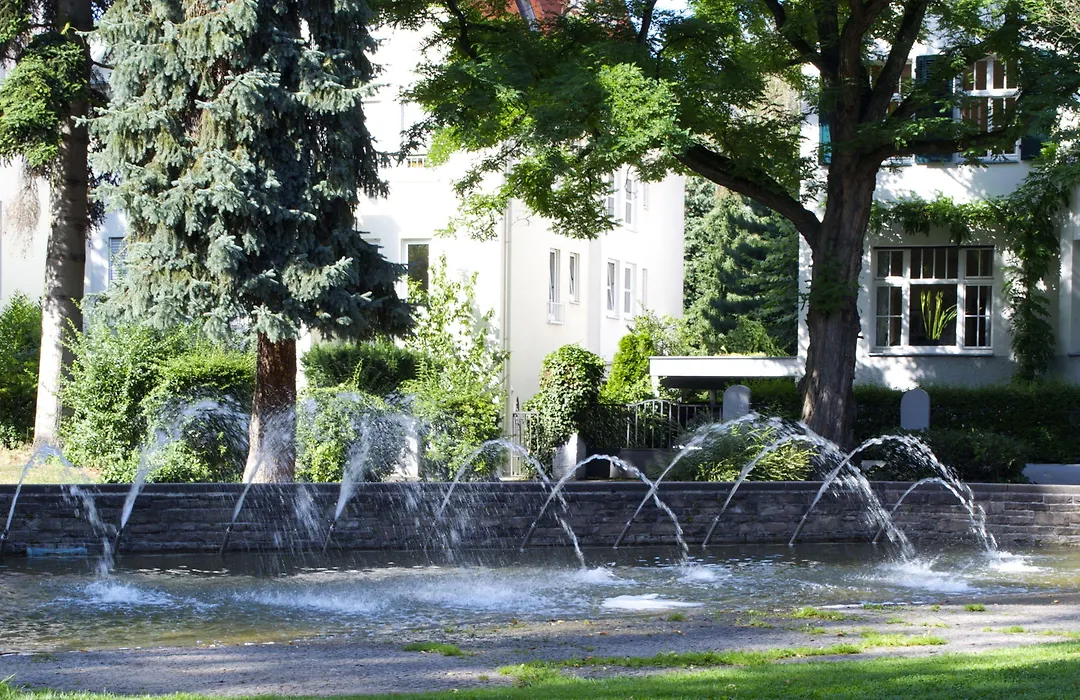 Hotel Am Hohenzollernplatz-1