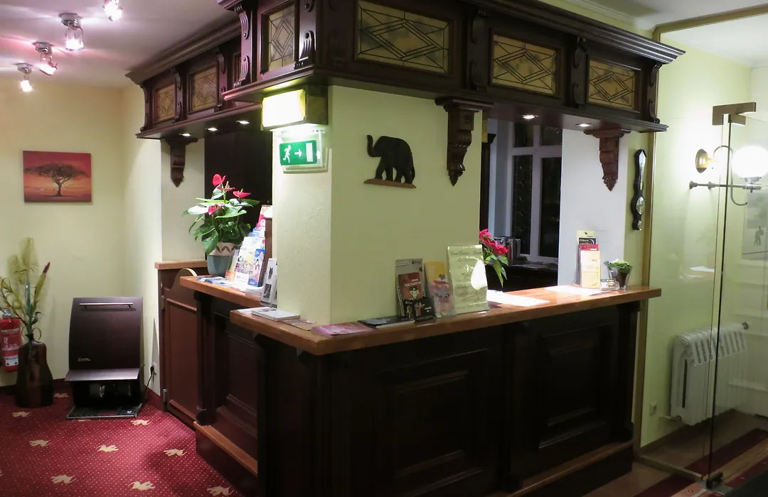 Hotel Elefant-1
