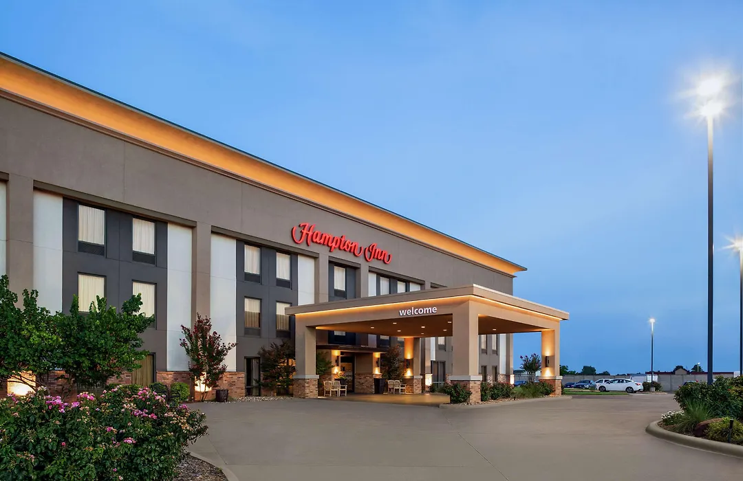 Hampton Inn Paris-1