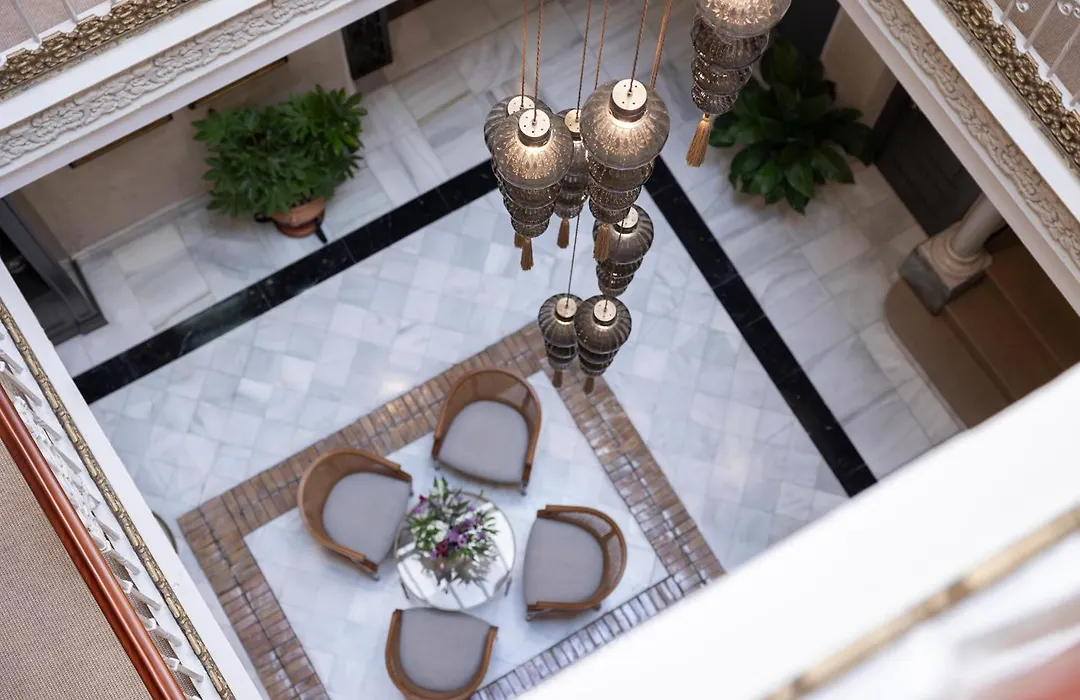 Hotel Gravina 51-1
