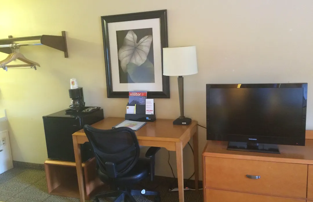 Westspring Inn - Westlake Cleveland-1
