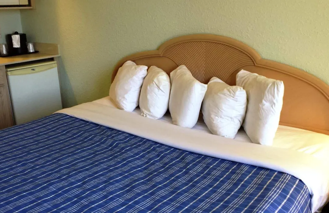 Cocoa Beach Suites Hotel-1