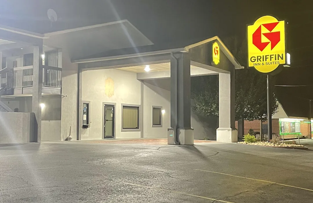 Super 8 By Wyndham Griffin-1