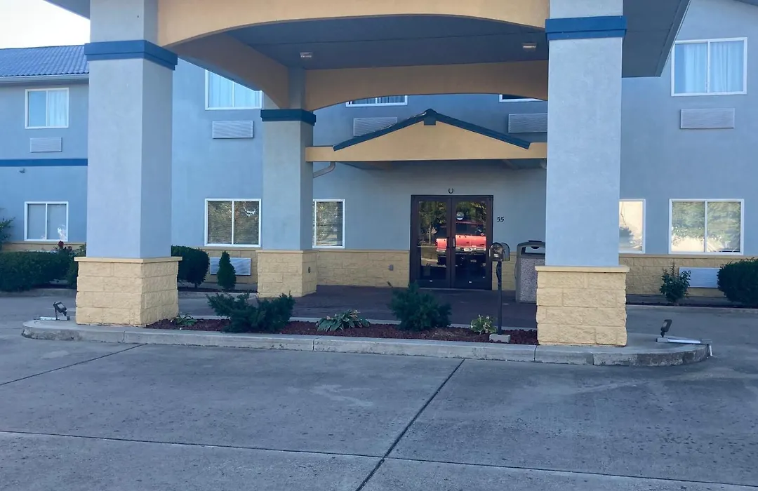 Super 8 By Wyndham Martinsville-1