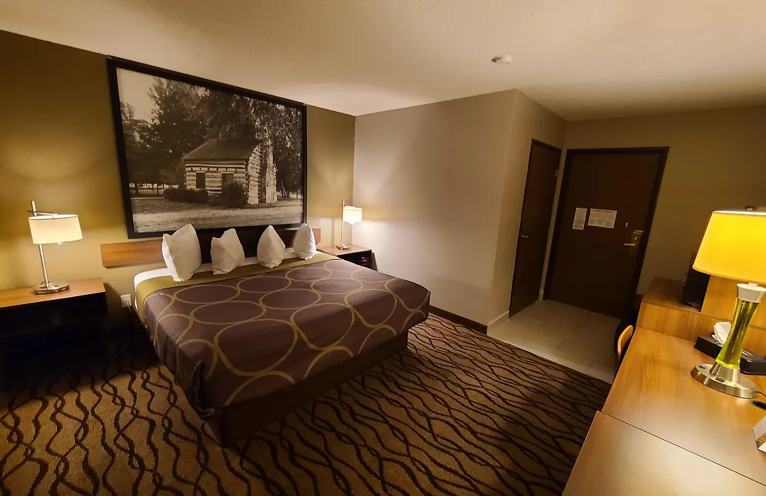 Super 8 By Wyndham Bedford-1