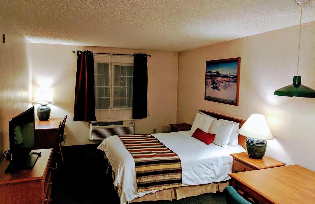 3 Peaks Lodge-1