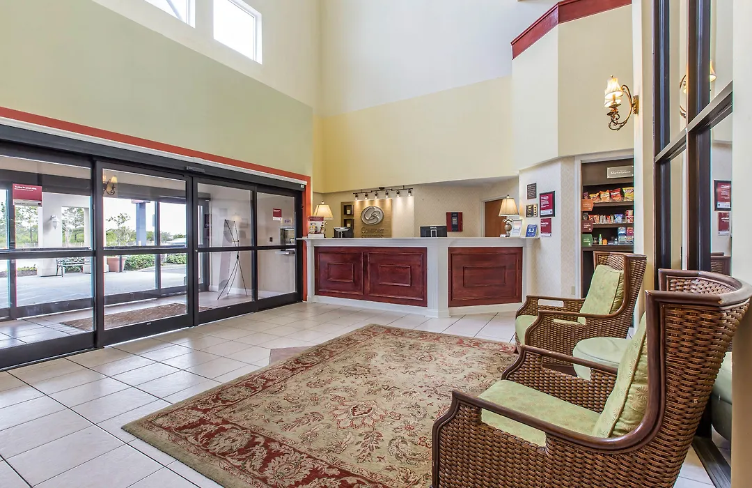 Comfort Suites Southport - Oak Island-1