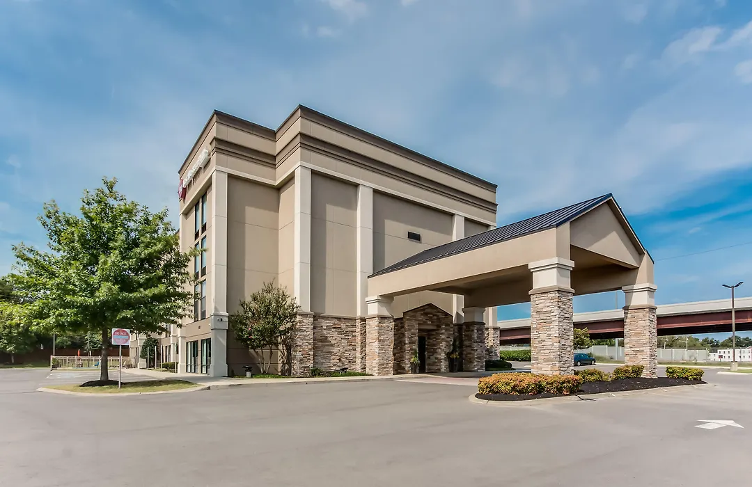 Best Western Plus Belle Meade Inn & Suites-1