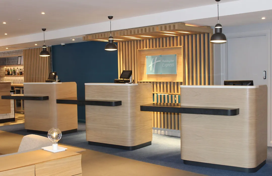 Holiday Inn Express Oxford Kassam Stadium By Ihg-1