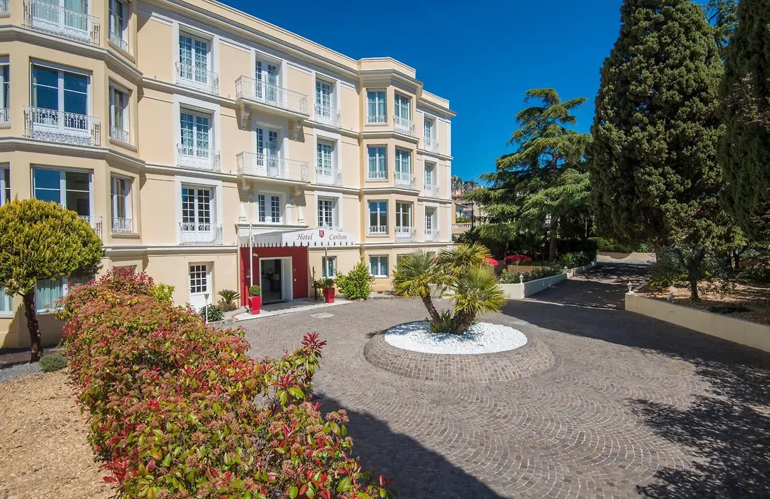 Hotel Carlton-1