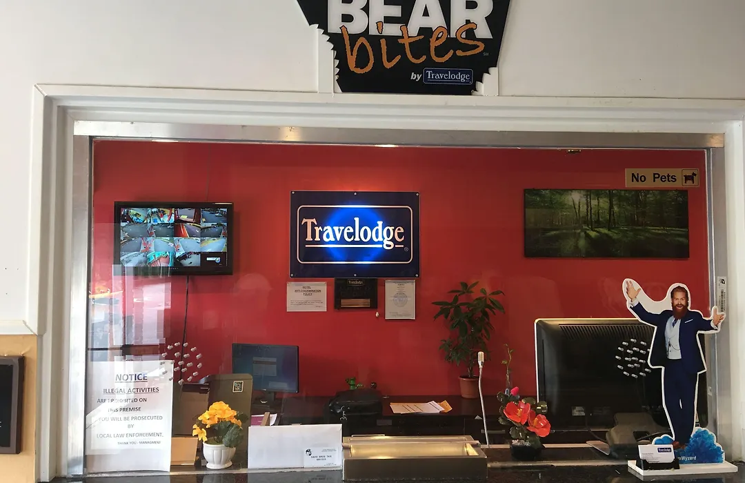 Travelodge By Wyndham Bay Shore Long Island-1