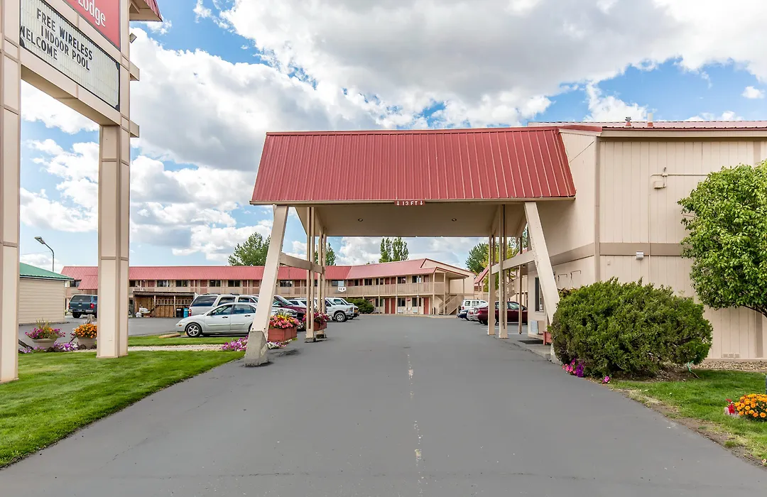 Econo Lodge Miles City I-94-1