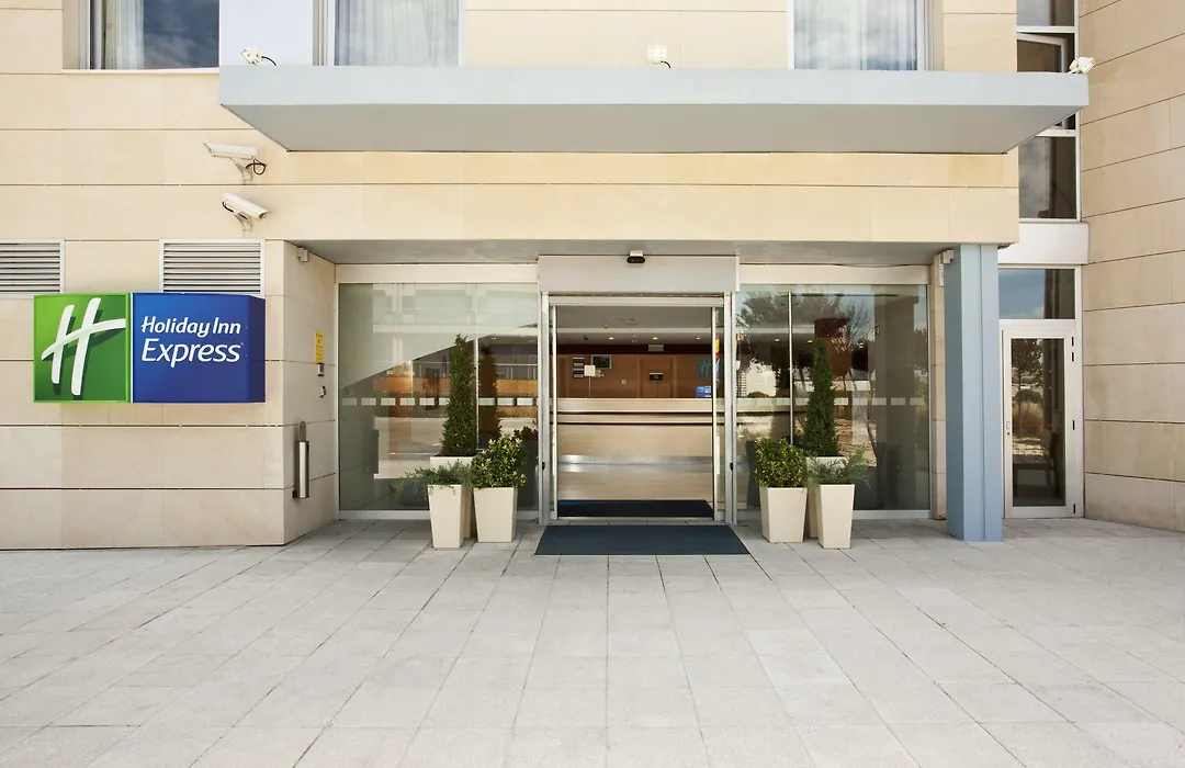 Hotel Holiday Inn Express Madrid-Rivas By Ihg-1