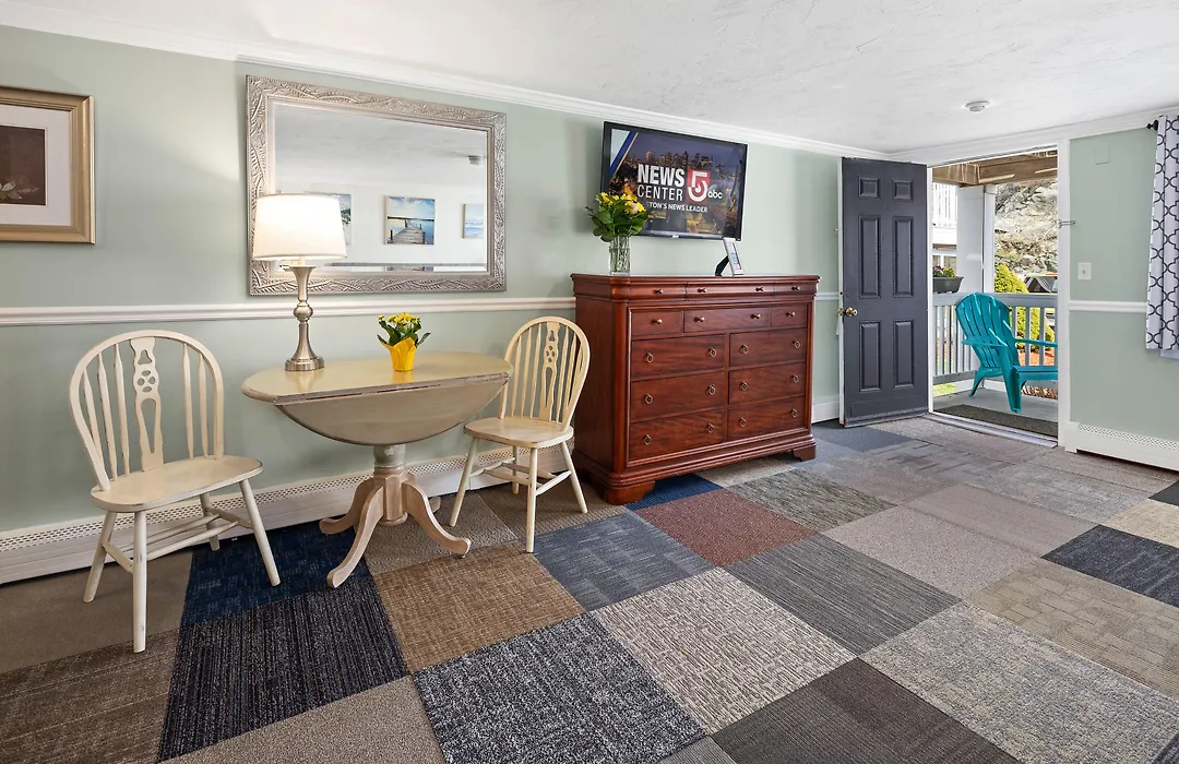 Ocean Inn On Nantasket Beach-1